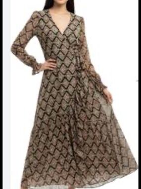 LC Lauren Conrad Beige Chevron-Print Long Sleeve Wrap Maxi Dress Size M